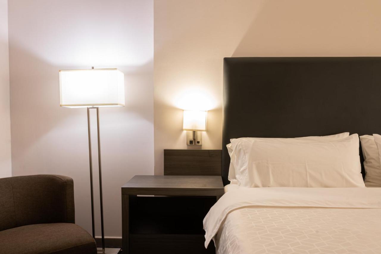 Holiday Inn Express Hotel & Suites Hermosillo By Ihg Экстерьер фото