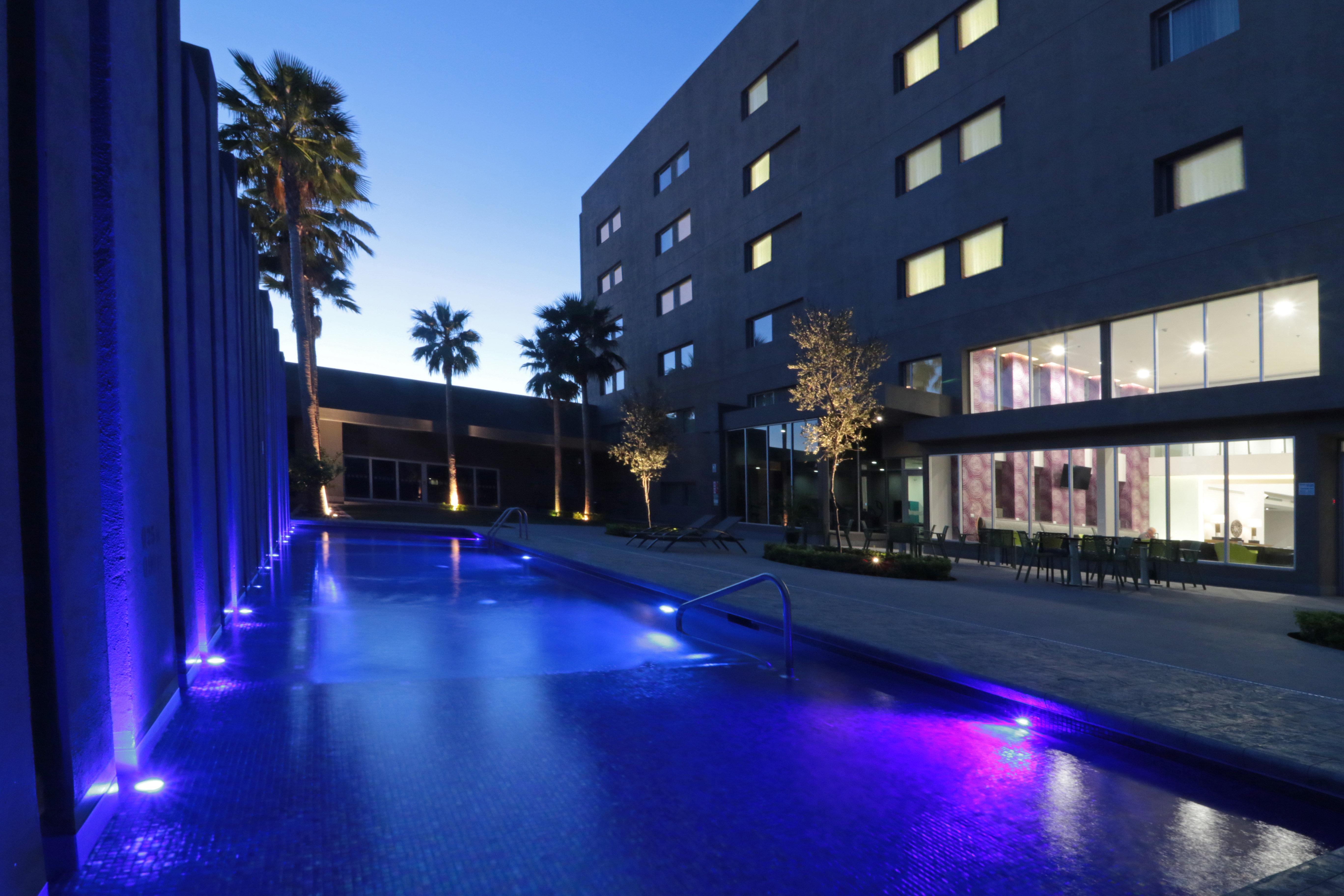 Holiday Inn Express Hotel & Suites Hermosillo By Ihg Экстерьер фото